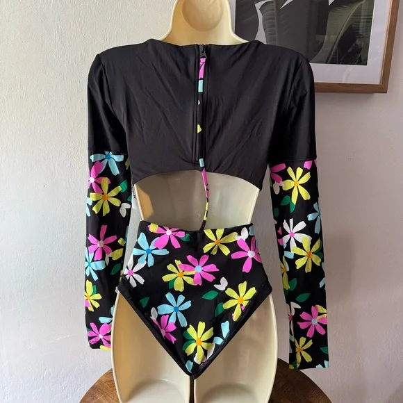 Hurley Rash Guard One Piece NWT - Picture 10 of 12